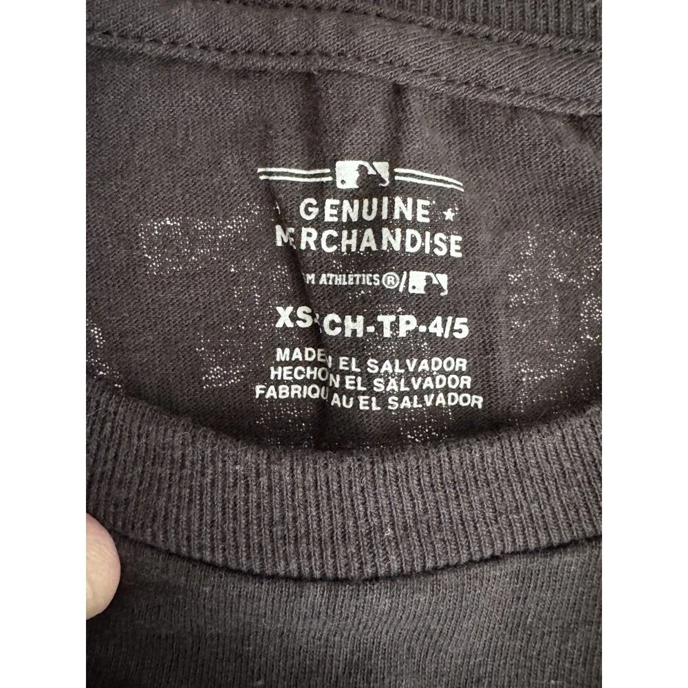 SF Giants Yastrzemski #5 Kids Tee MLB Genuine Merchandise XS 4/5